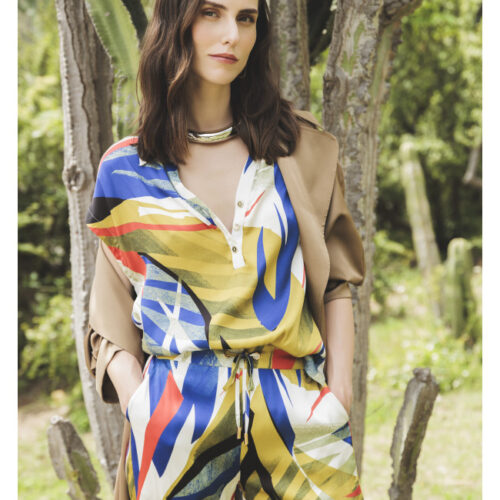 camisa estampado tropical