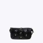 Bandolera acolchada efecto piel con tachas XL