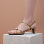 sandalia tacón con tiras lola casademunt  by maite