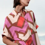 Camisa satinada manga caída logo M By Maite Lola Casademunt